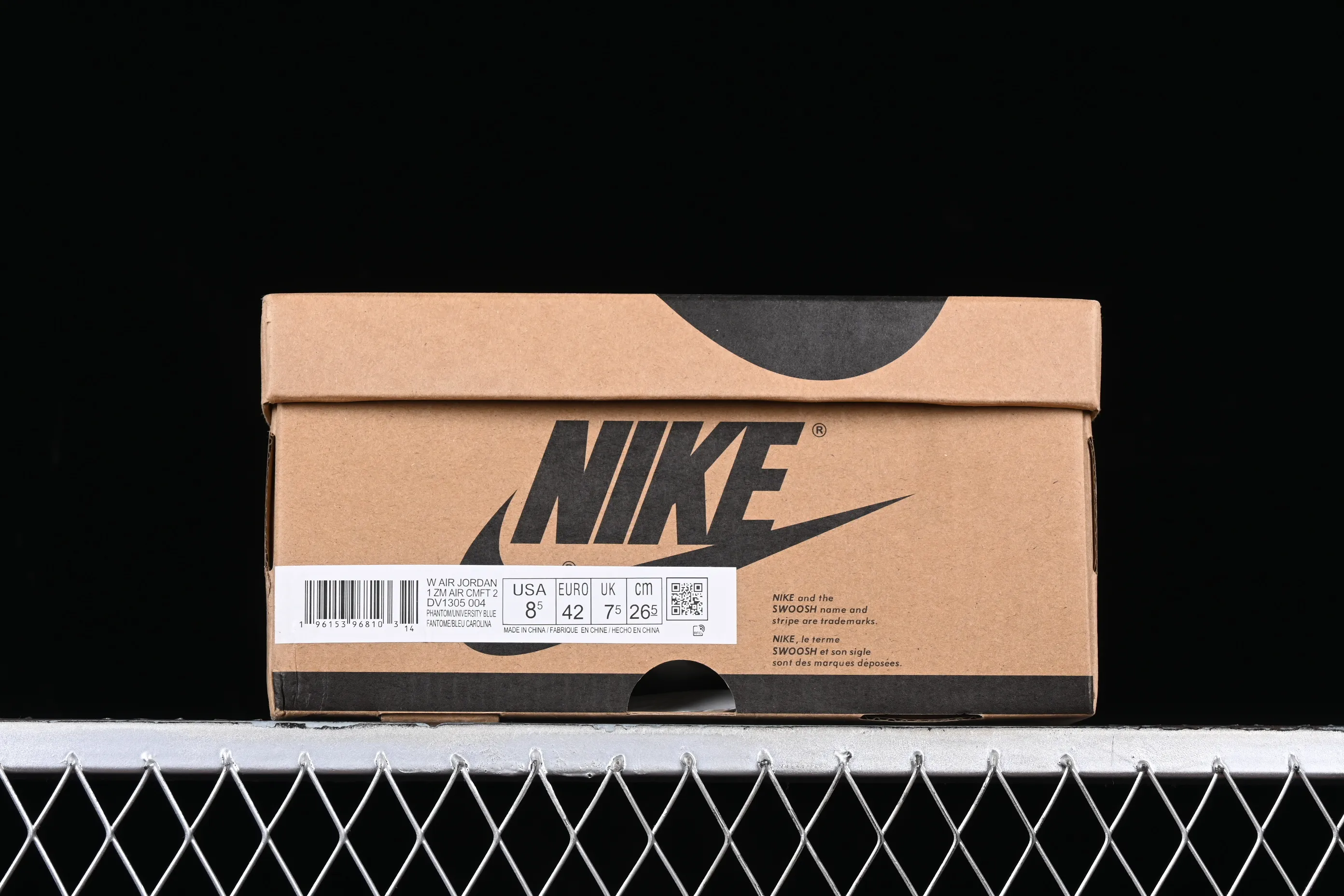 All categories Air Jordan Jordan series basketball shoes Air Jordan 1 High Air Jordan 1 Zoom CMFT AJ1 Joe 1 gray and blue color matching DV1305-004